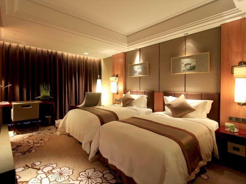 Zhangjiagang Zhonglian Gdh International Hotel Exterior foto